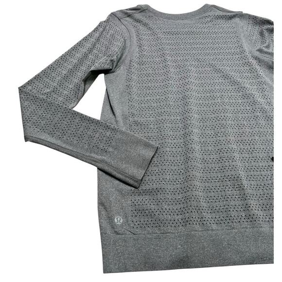 Lululemon Women’s Breeze By Long Sleeve Squad Activewear Shirt in Slate Gray - 8 - Picture 5 of 7